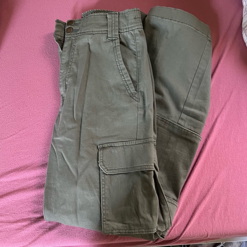 Green Arizona cargo pants